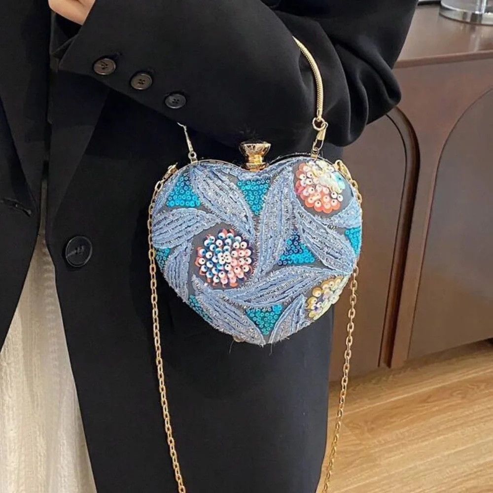 🩵 Embellished Evening Bag 🩵 - Picture 2 of 6